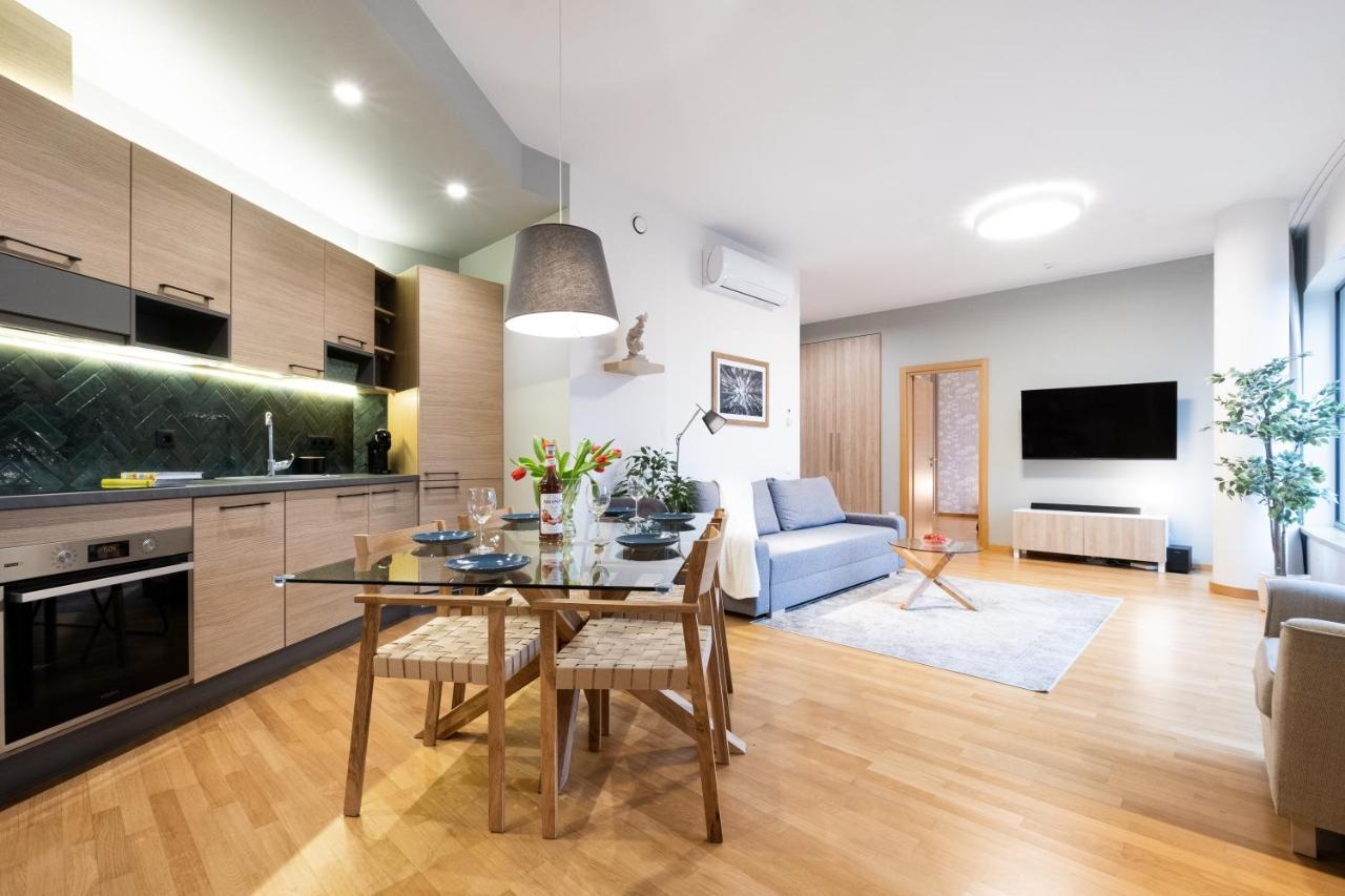 2 Bedroom Apt, 2 Garage Spots & Balconies, Self Check-In, By Cohost Druskininkai Esterno foto