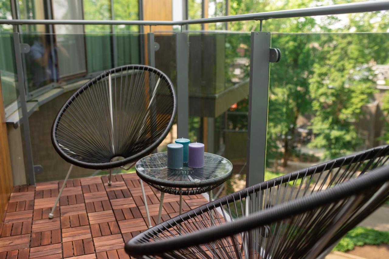 2 Bedroom Apt, 2 Garage Spots & Balconies, Self Check-In, By Cohost Druskininkai Esterno foto