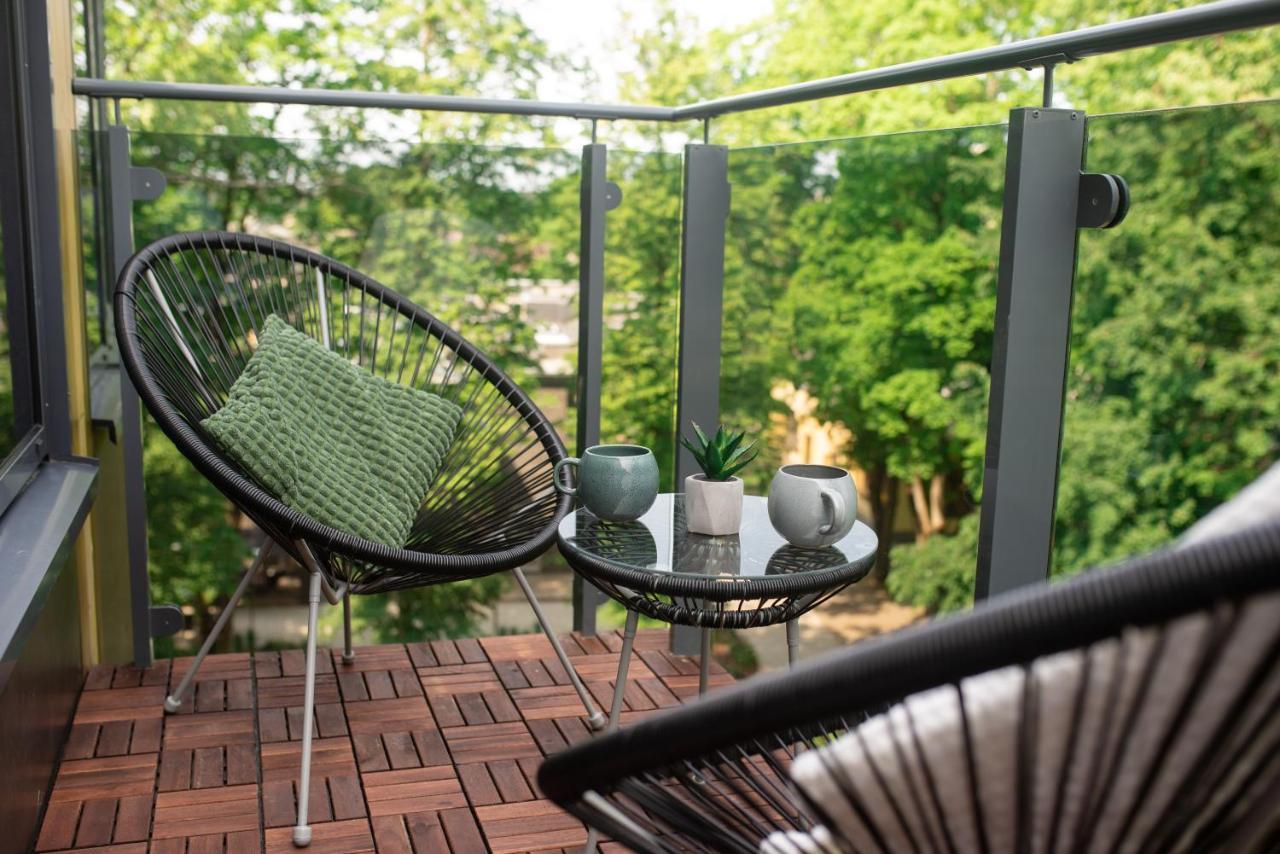 2 Bedroom Apt, 2 Garage Spots & Balconies, Self Check-In, By Cohost Druskininkai Esterno foto