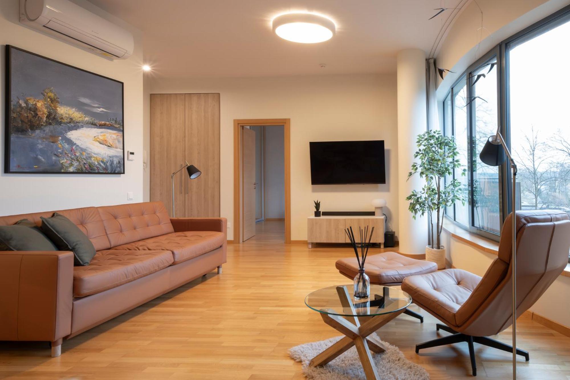 2 Bedroom Apt, 2 Garage Spots & Balconies, Self Check-In, By Cohost Druskininkai Esterno foto